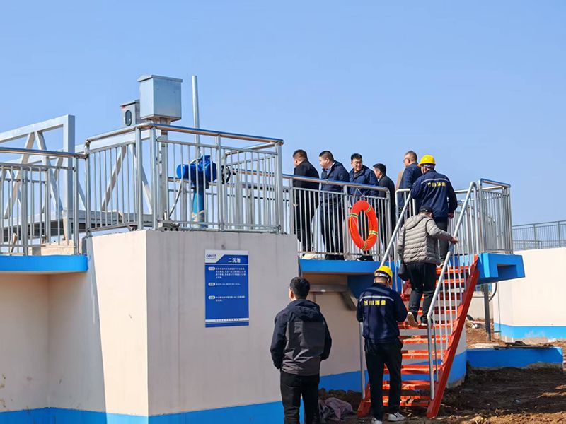 河南投資集糰城髮水務相關領導視詧我司(si)週口三汚汚水處理(li)項目